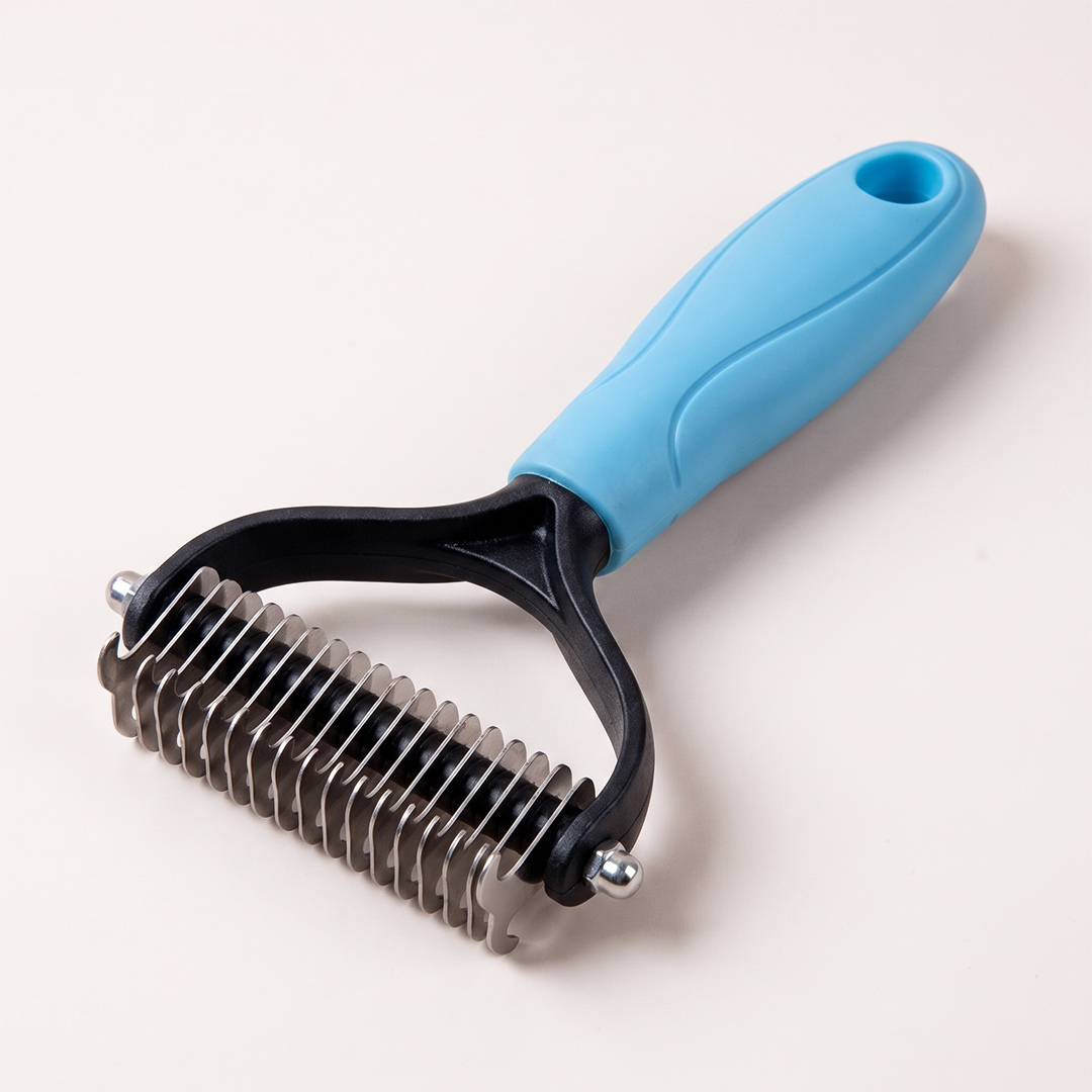 Deshedding & Dematting Pet Brush
