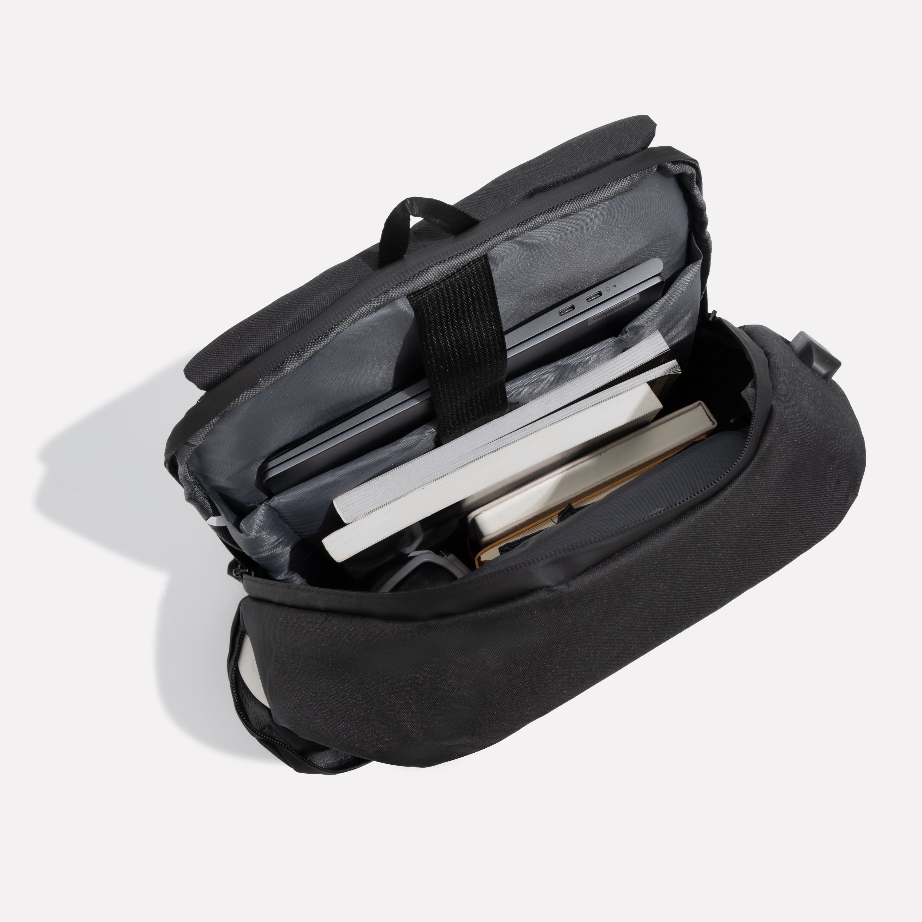 Strider | Versatile Business Backpack