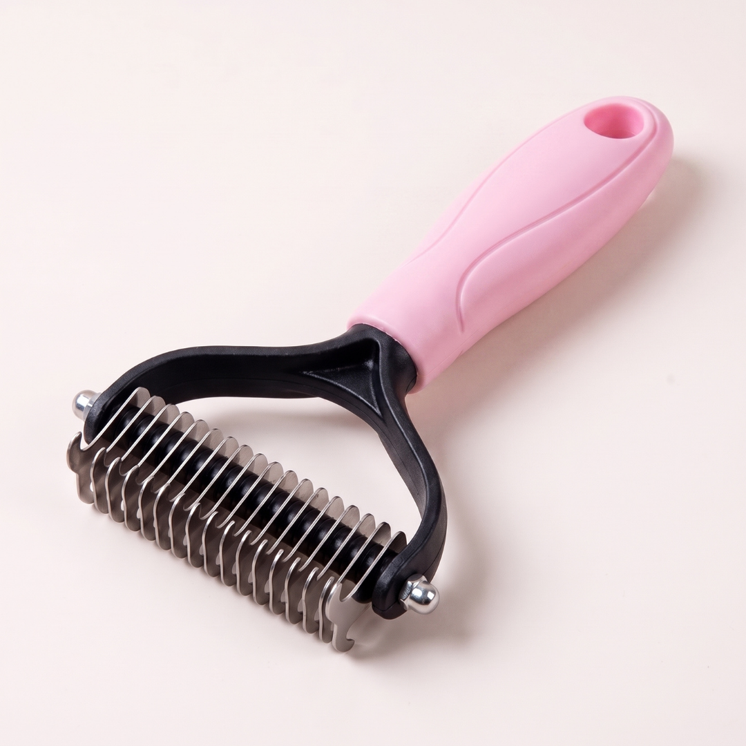 Deshedding & Dematting Pet Brush